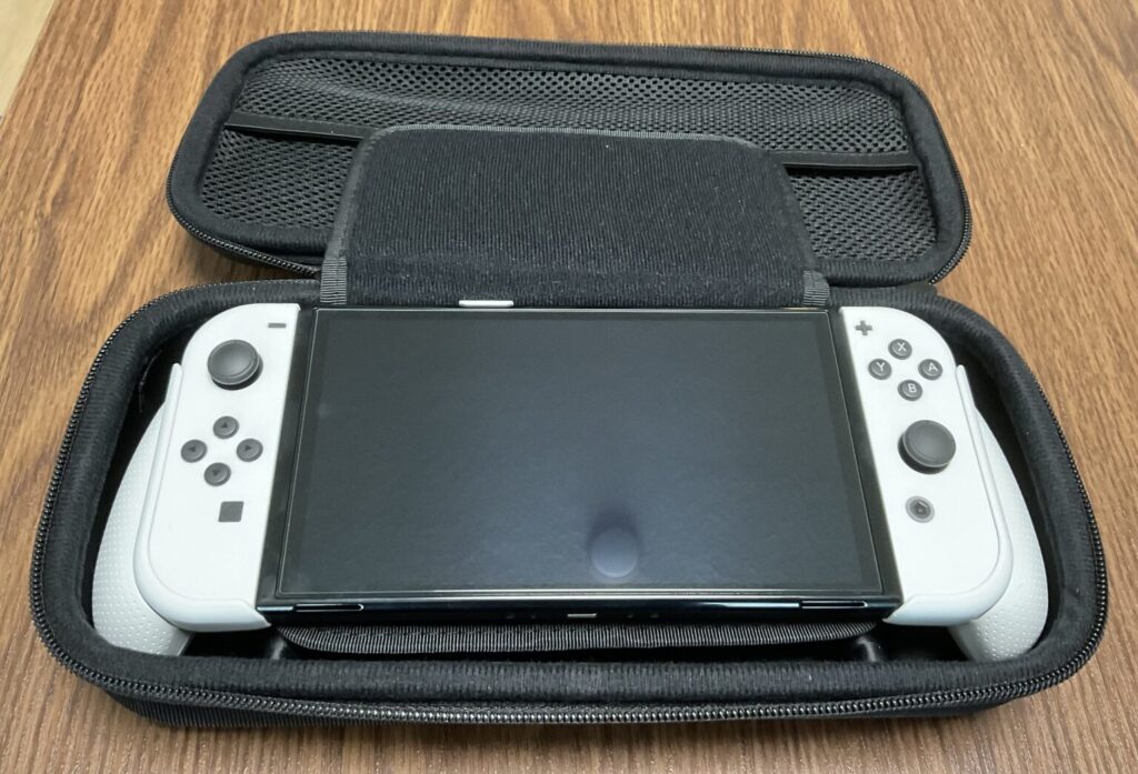 Nintendo Switch(有機ELモデル) 別売りNeoGrip ケース付 携帯用ゲーム本体 [定休日以外毎日出荷中]